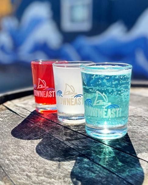 Get your Red, White and Blue on with Downeast's Slushie packs!
🍻😎

#downeastcider #redwhiteandbooze #4thofjuly