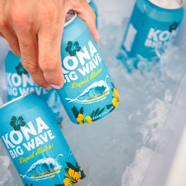 Get your liquid aloha in! #konabigwave 🌊🍻