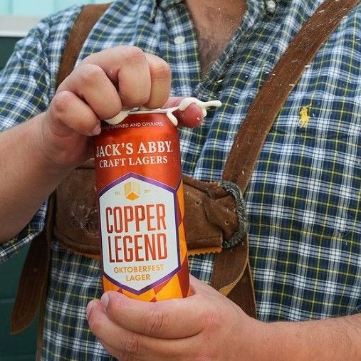 It's the perfect Jack's Abby season! 🍻🥨

Crafting tasty lagers since 2011!

Grab their Copper Legend Oktoberfest Lager, Pumpkin Crop Lager, Munich Festbier or any of their year round lagers today!

@jacksabbycraftlagers 
#craftbeer #lagers #oktoberfest #festbier